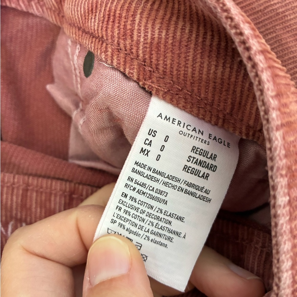 American Eagle Mom Straight Jeans Mauve Coral Corduroy Jeans Size 0 Regular - Picture 6 of 13